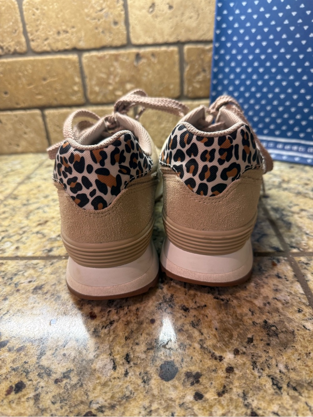 New Balance Beige Sneakers with Tan Logo and Leopard Heel 574 - Picture 7 of 9